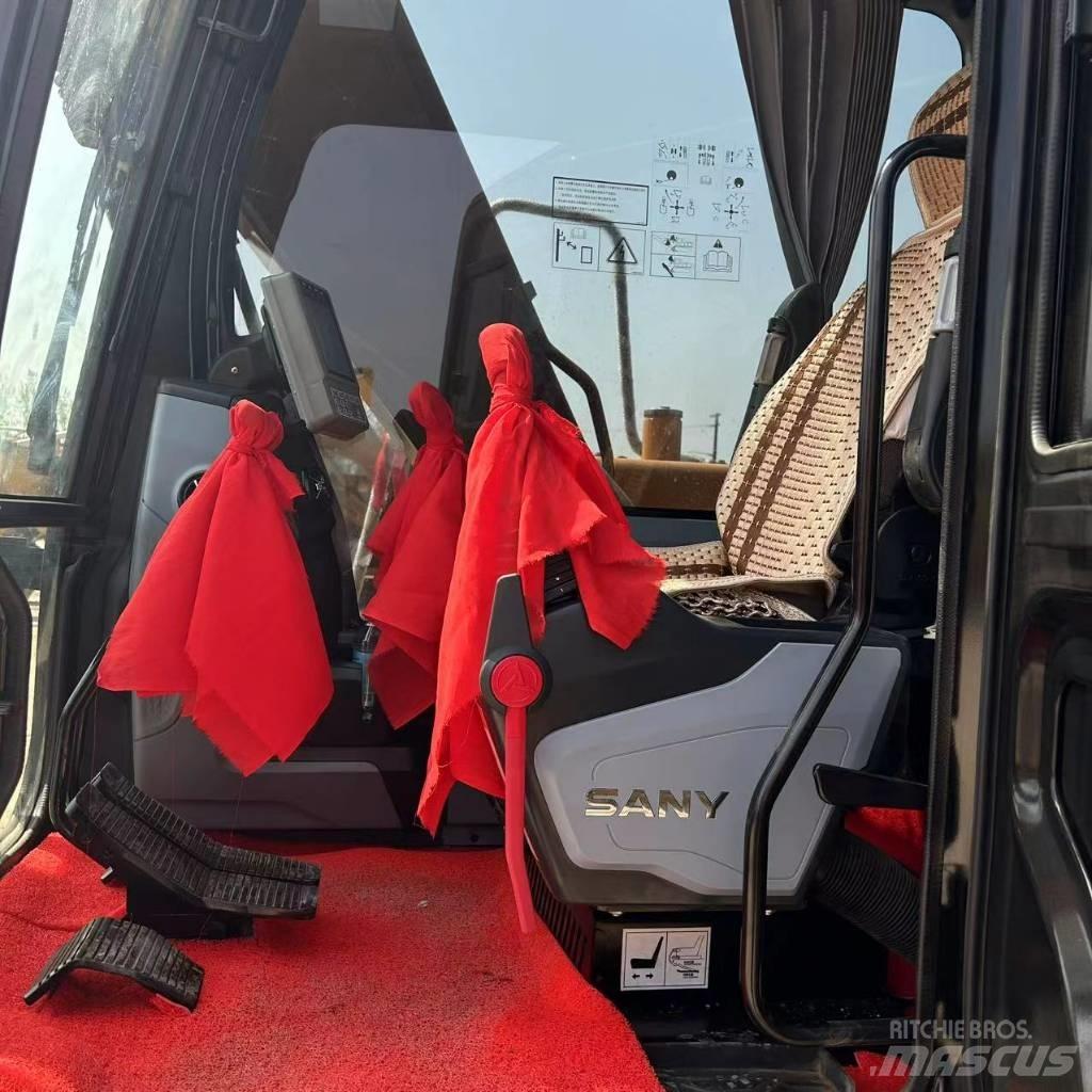 Sany 135C Excavatoare pe șenile
