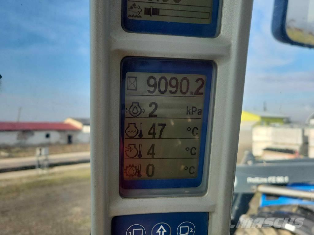 New Holland T 8.360 Tractoare