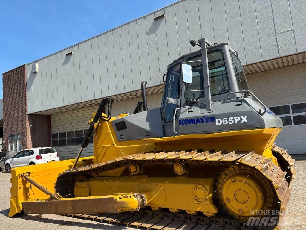 Komatsu D 65 PX-12 Buldozere pe senile