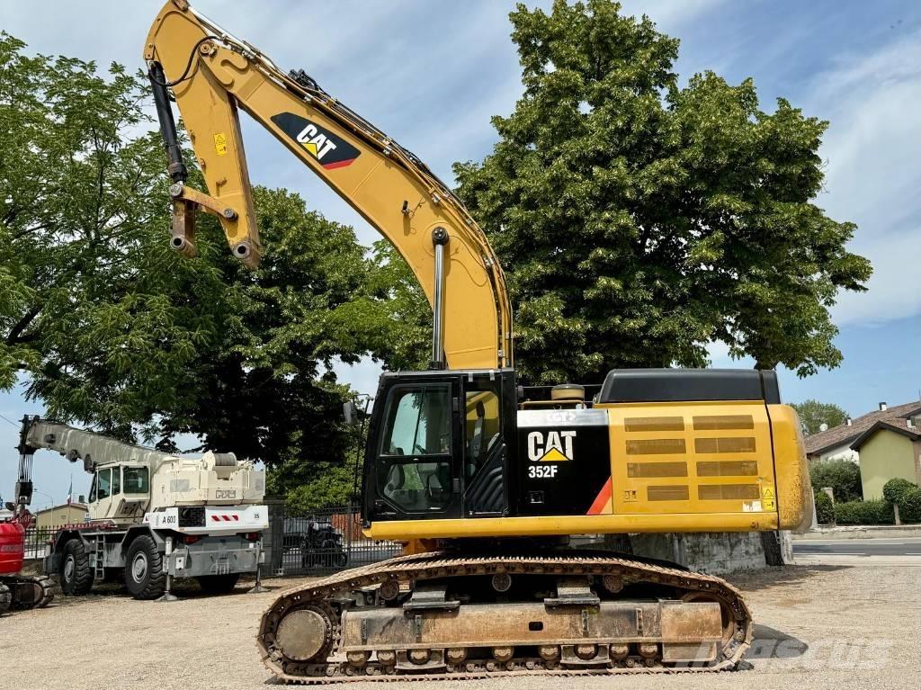 CAT 352 F Excavatoare pe șenile
