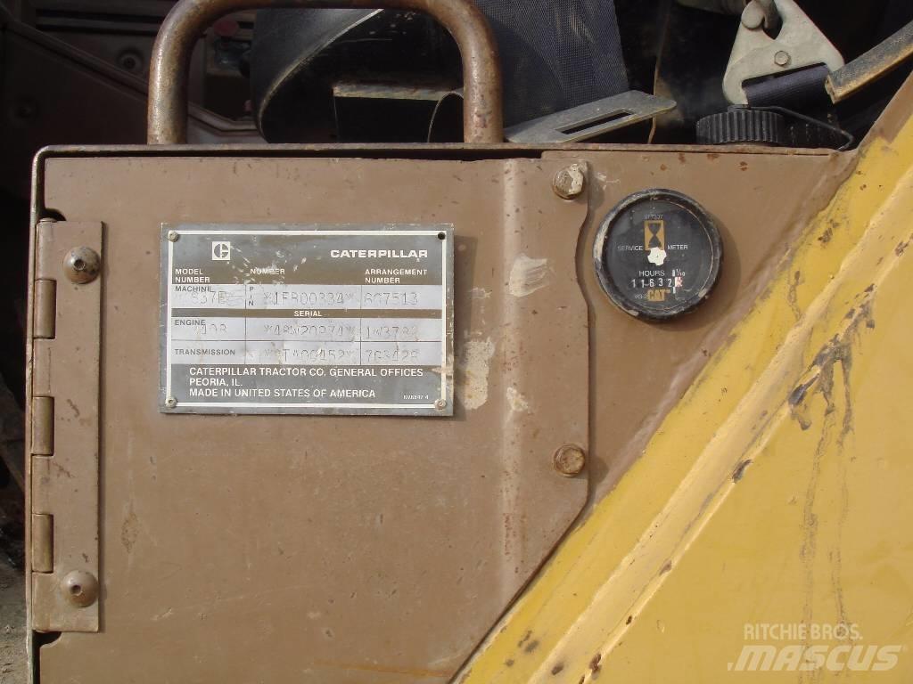 CAT 637E Elevatoare