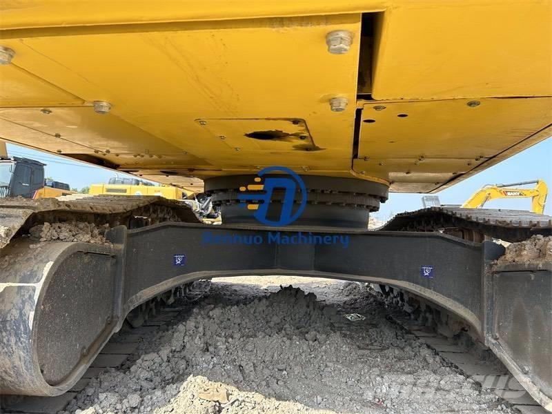 Komatsu PC 300 Excavatoare pe șenile
