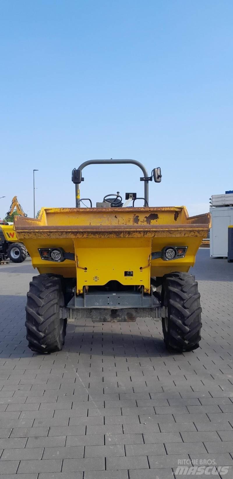 Neuson DW60 Minitractor de teren