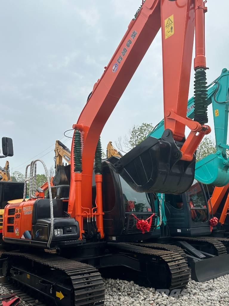 Hitachi ZX 120 Excavatoare pe șenile
