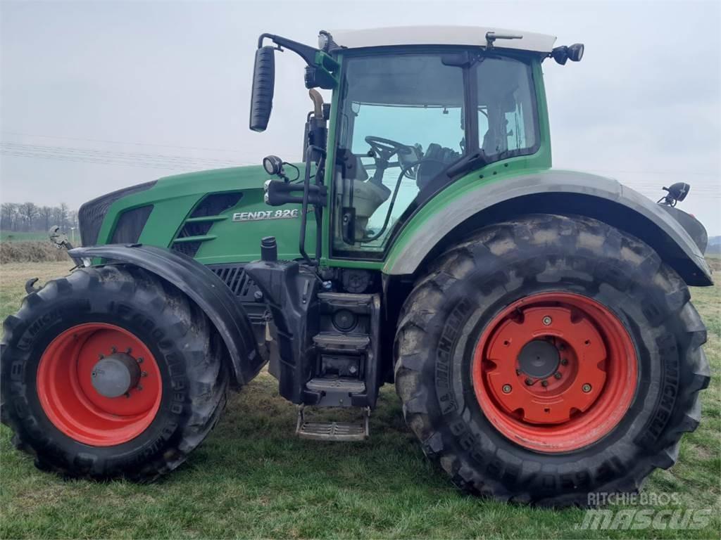 Fendt 826 Vario Tractoare