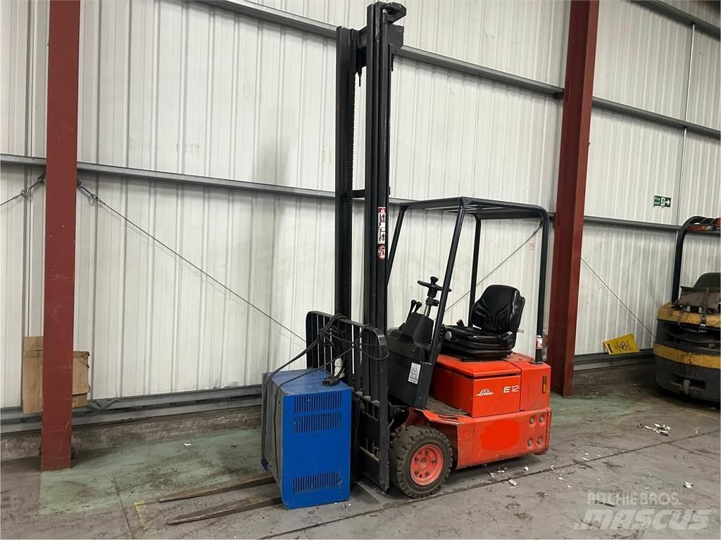 Linde E12Z-02 Stivuitor electric