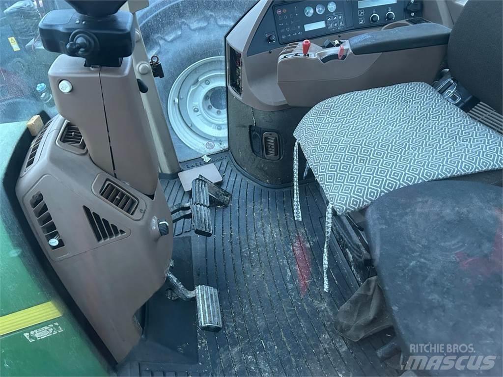 John Deere 8100 Tractoare