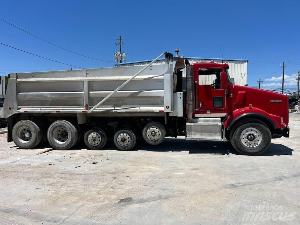 Kenworth T 800 Autobasculanta