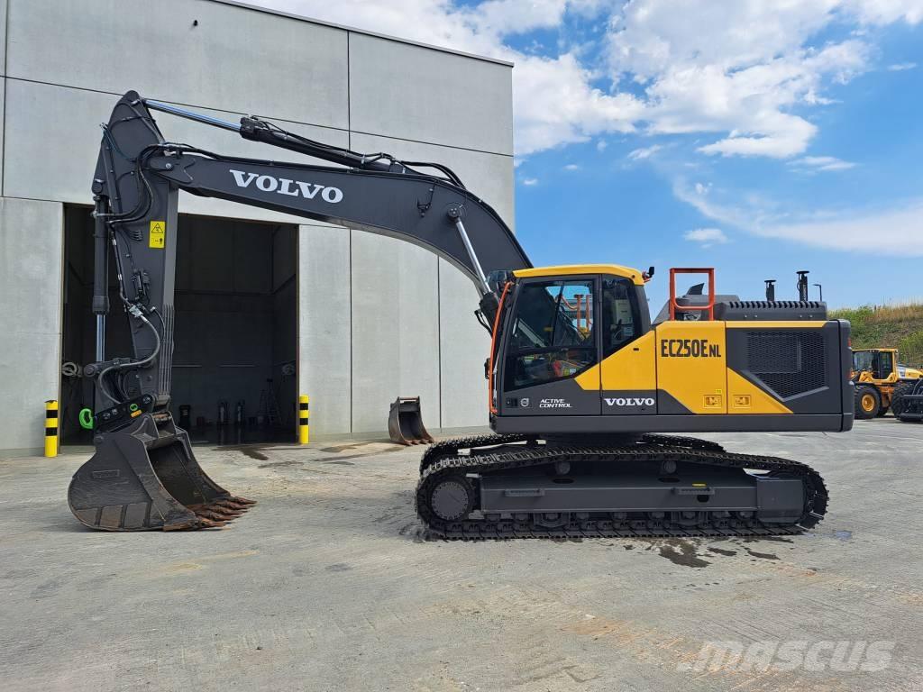 Volvo EC250ENL Excavatoare pe șenile
