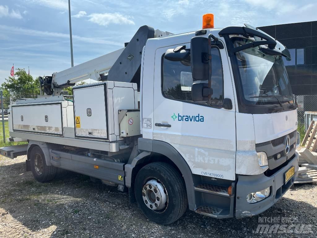 VERSALIFT VT-54-LF Platforme aeriene montate pe camion
