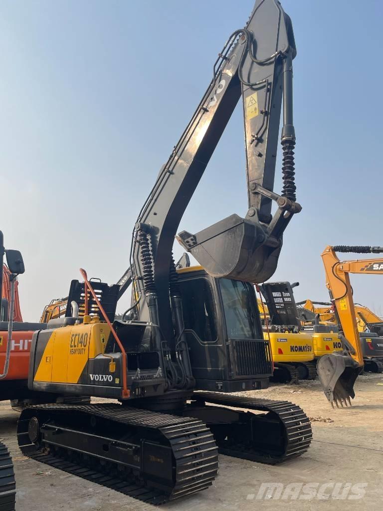 Volvo EC 140 Excavatoare pe șenile
