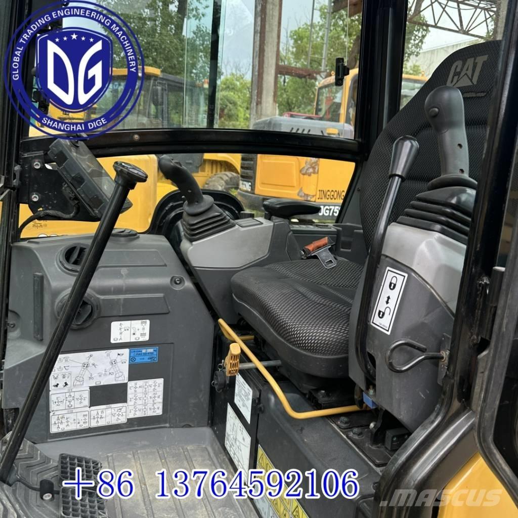 CAT 302 CR Mini excavatoare < 7t