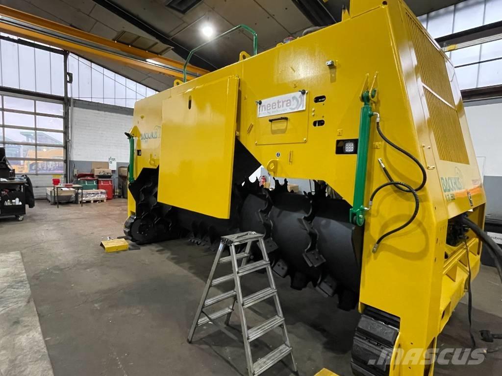 Backhus 17.50 Masina speciala pentru imprastiat gunoiul