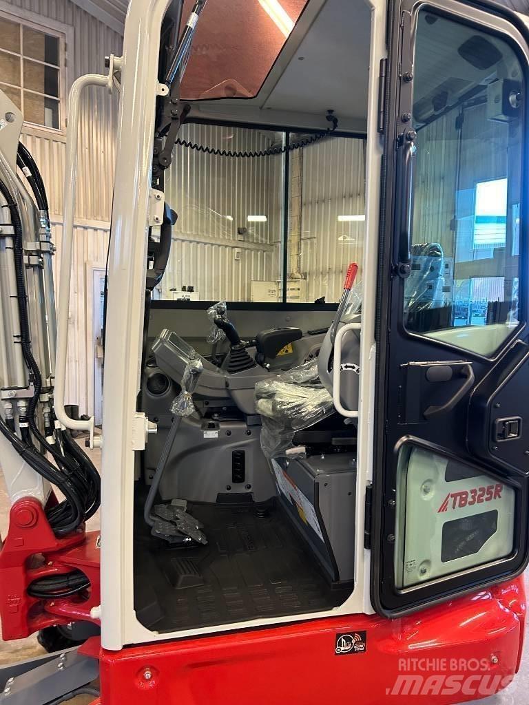 Takeuchi TB325 Mini excavatoare < 7t