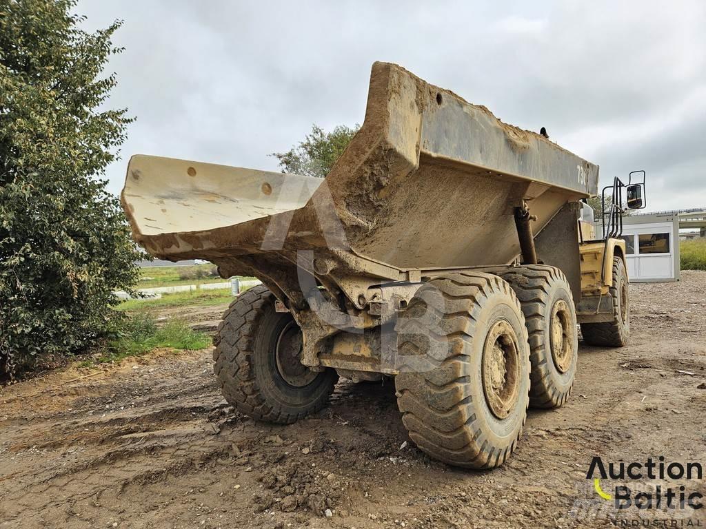 CAT 730 Transportoare articulate