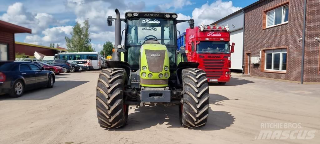 CLAAS Arion 640 Tractoare