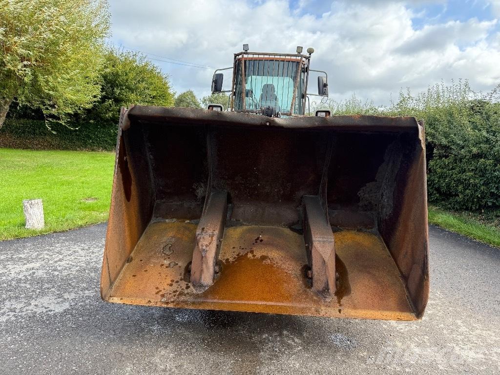 Doosan DL 200 Incarcator pe pneuri