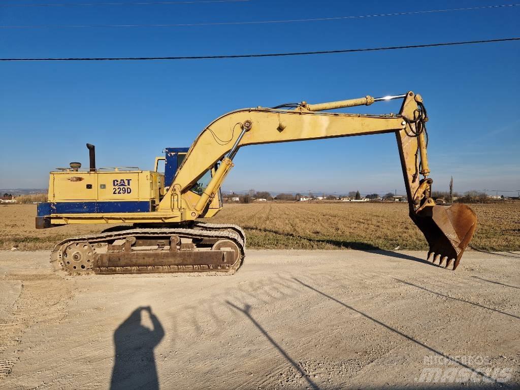 CAT 229 D Excavatoare pe șenile
