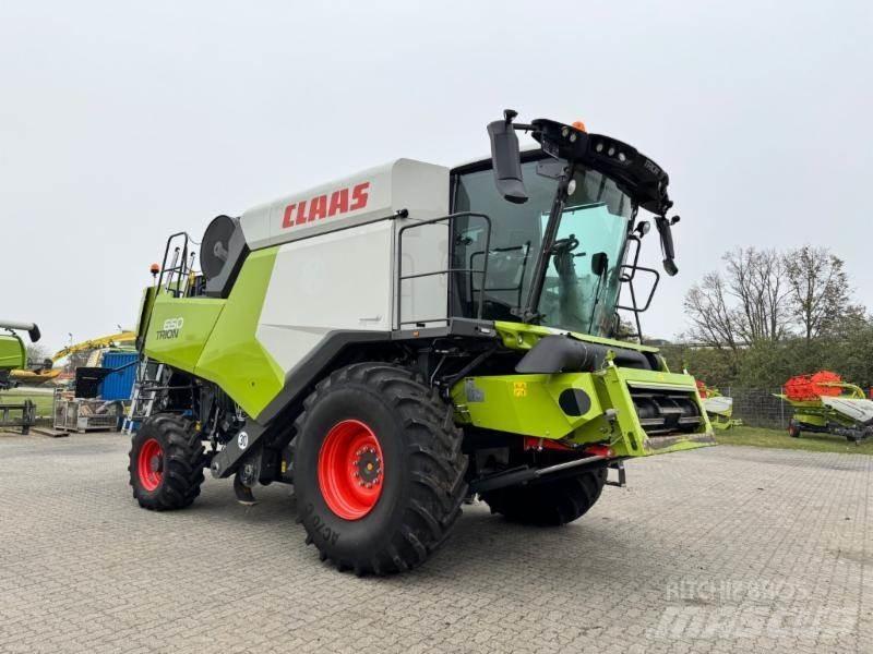 CLAAS TRION 650 Combine de secerat