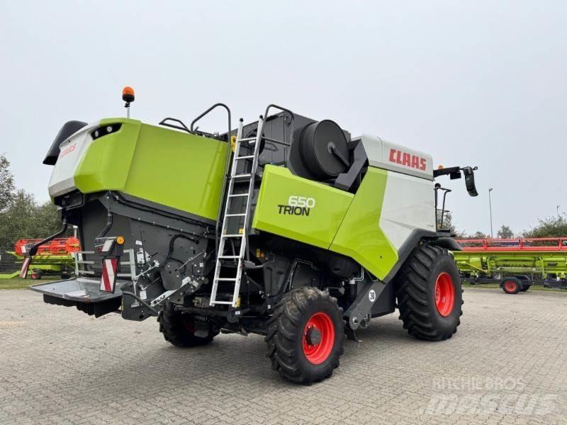 CLAAS TRION 650 Combine de secerat