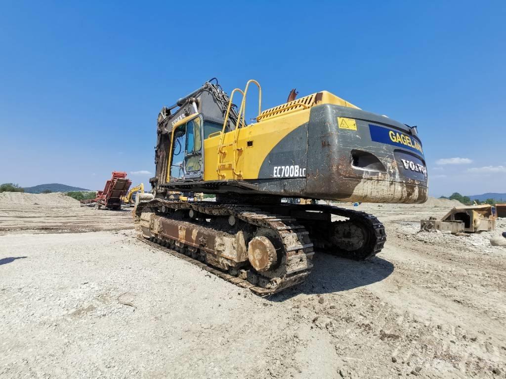 Volvo 700 B Excavatoare pe șenile
