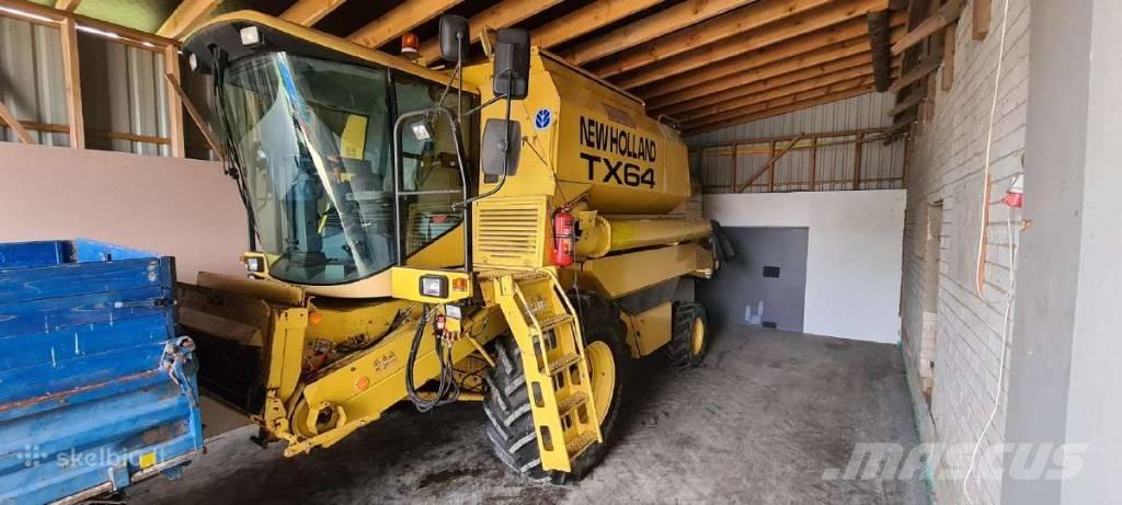 New Holland TX 64 Combine de secerat