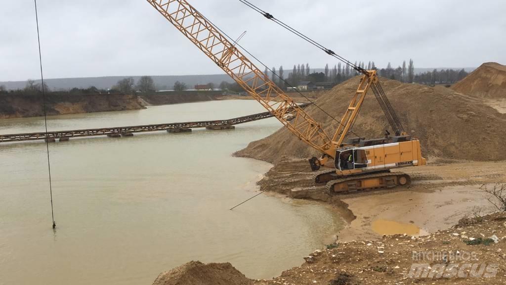 Liebherr HS 883 HD Macarele