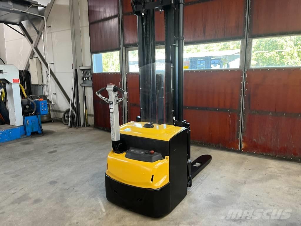 CAT NSP16N2 Transpaleti