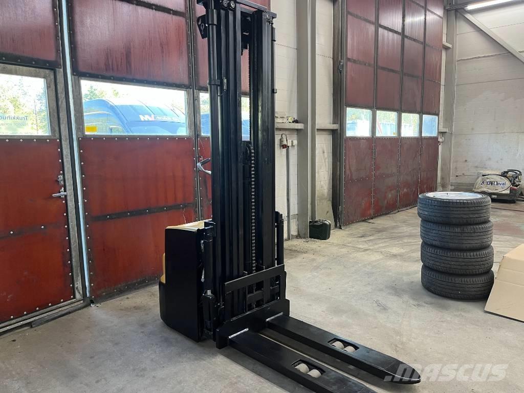 CAT NSP16N2 Transpaleti
