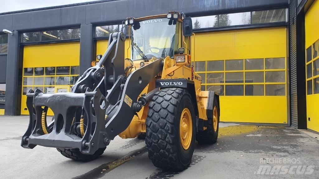 Volvo L 90 D Incarcator pe pneuri
