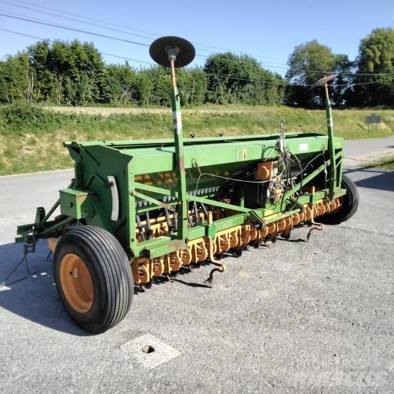 Amazone D7 40E Perforatoare