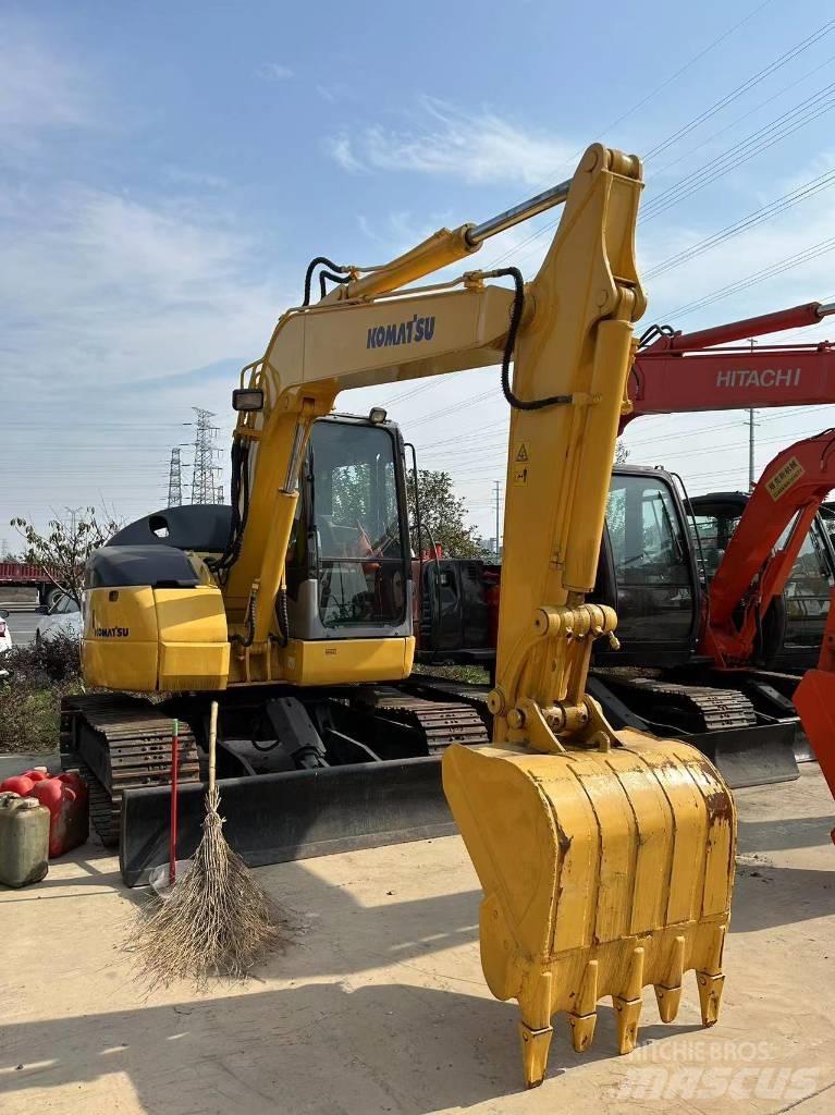 Komatsu PC78 Excavatoare pe șenile
