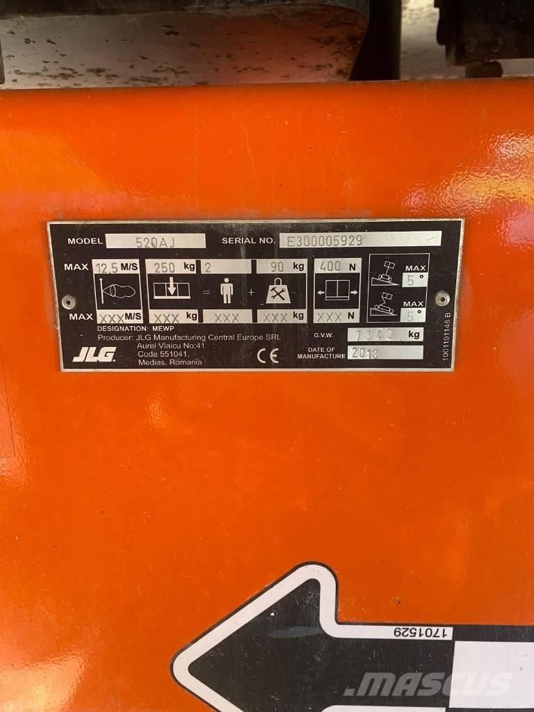 JLG 520 AJ Nacele cu brat articulat