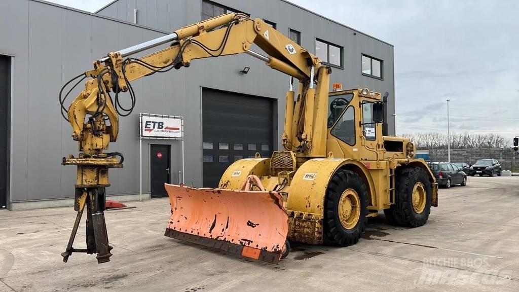 CAT 814 buldozere pe roti