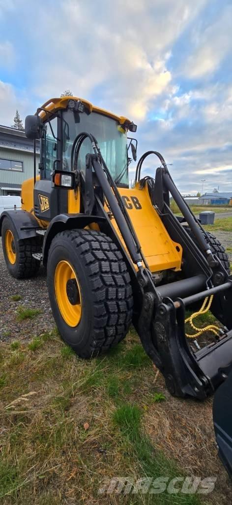 JCB 412 S Incarcator pe pneuri