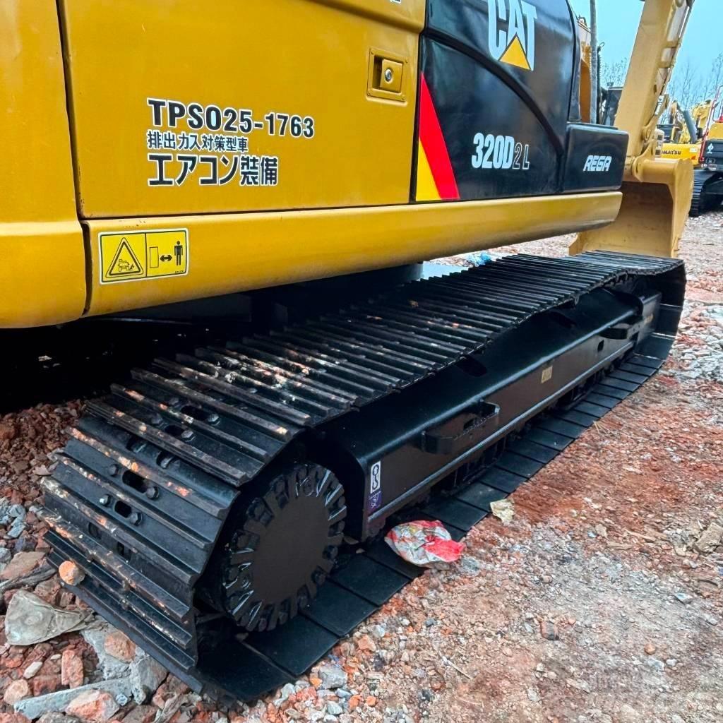 CAT 320 D Excavatoare pe șenile
