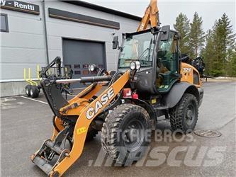 CASE 321 F Incarcator pe pneuri