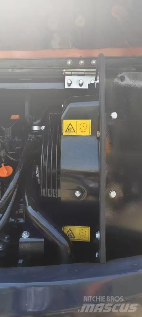 Doosan DX 60 Excavatoare pe șenile
