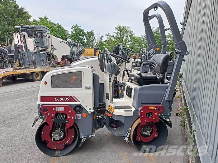 Dynapac CC900S Cilindri compactori tractabili cu vibratii