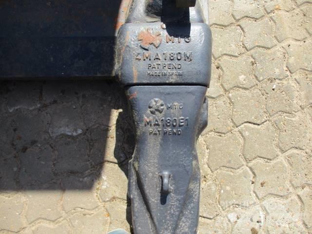 Klepp Mek 4400 Liter Pistoane