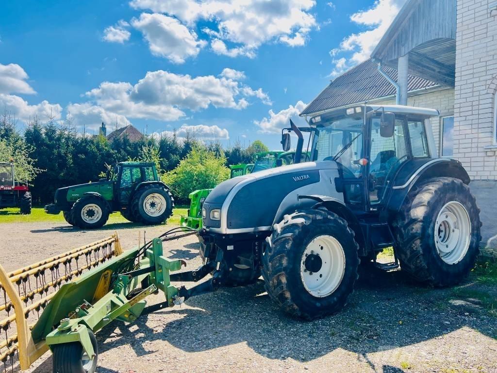 Valtra T 121 HT Tractoare