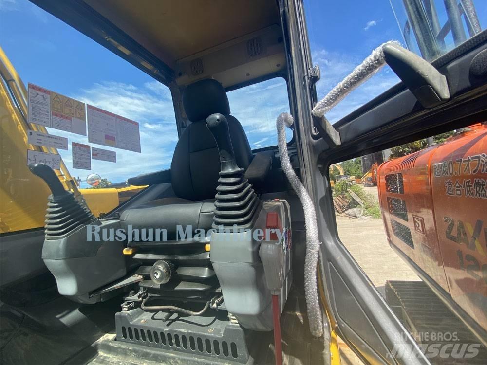 Komatsu PC 130 Excavatoare pe șenile
