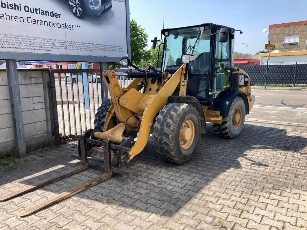 CAT 906 M Incarcator pe pneuri