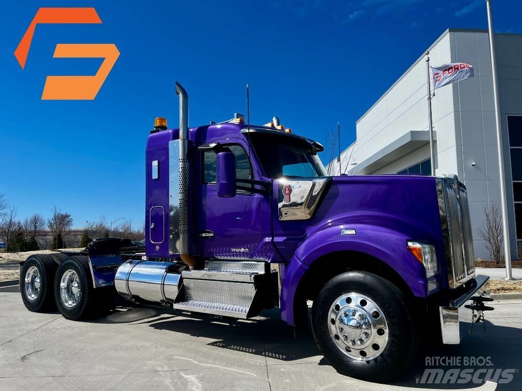 Kenworth W 990 Autotractoare