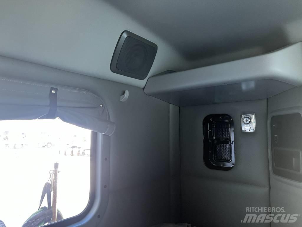 Kenworth W 990 Autotractoare