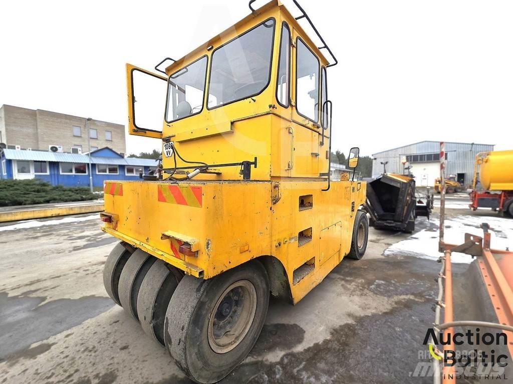 Hamm GRW 18 Cilindri compactori cu roti