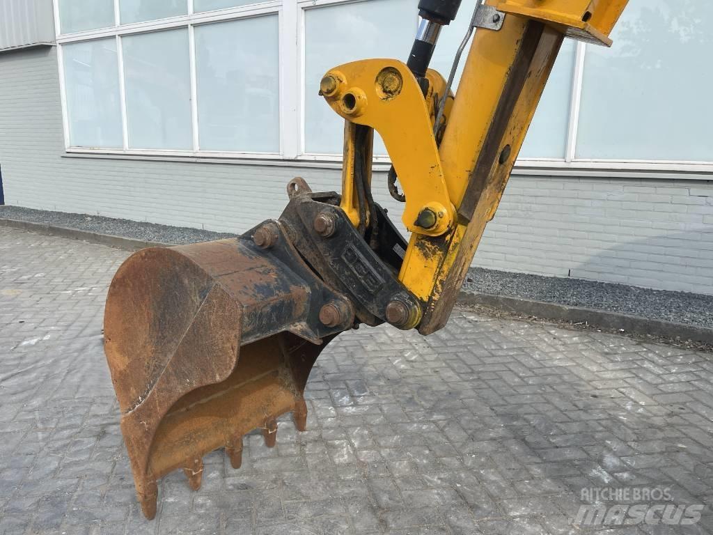 JCB 3 CX    2017    CE Buldoexcavatoare