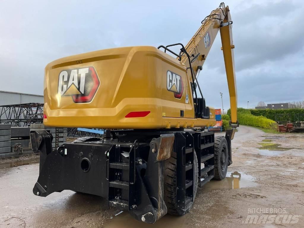 CAT 3040 Paleta de manipulare