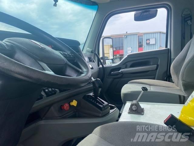 Kenworth T 880 Camion pentru lemne