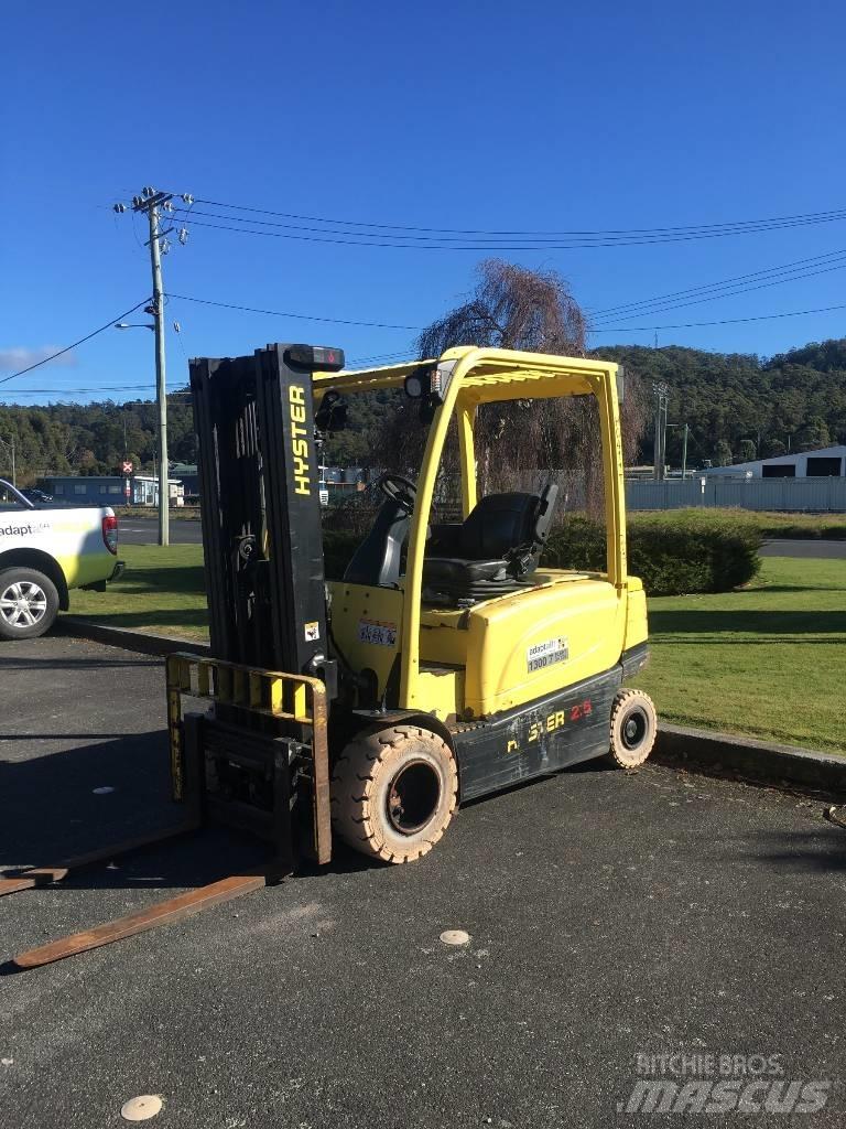 Hyster J2.5XN Stivuitor electric
